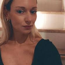 Rebecca Trapp's Instagram, Twitter & Facebook