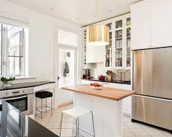 6 small kitchens with islands
