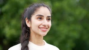 Mujer, ¿Sientes que no eres suficiente? , Ven y participa del Congreso de  la Mujer 2025 para que puedas recibir bendición del cielo a través de la  Psicóloga Carmen Sosa. , Para registración accesa al ...