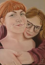 Spunky daughter photobombs family photos