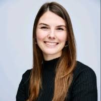 Rachel Schaff's Instagram, Twitter & Facebook