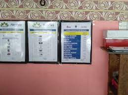 Pusat kitar semula, ipaq, menerima 350 hingga 600 ton gelas setiap hari dan membekalkan kalsium untuk pembungkusan kaca (120, 000 tan) dan untuk menghasilkan gentian kaca penebat (30, 000 tan). Pusat Kitar Semula Komuniti Presint 9 Putrajaya Pencari Makan