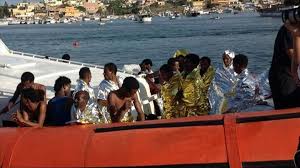 migrant ship sinks off italian island