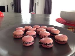 Macarons A La Creme De Chocolat Recipe In 2020 Food Desserts Breakfast