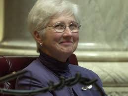 Laurie Mccallum's Instagram, Twitter & Facebook