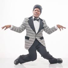 Dedrick the entertainer lands dream role in Stage 1's 'Dreamgirls'