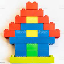 Casa Bloques De Construccion De Plastico De Juguete Foto De Stock Y Mas Banco De Imagenes De 2015 Istock