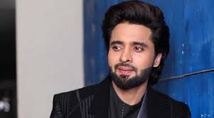 Jackky bhagnani is an indian hindi film actor. Jackky Bhagnani Wiki Age Biography Wife Family Height Networth Wikistaar Com