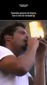 Essa performance do Audioslave é lendária: Tom Morello com seus riffs de  guitarra e Chris Cornell com sua voz poderosa.🖤, Like a Stone é um  verdadeiro hino.🔥, siga @instadarock , #Audioslave #Musica ...