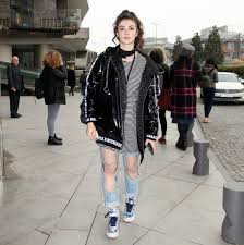 Afili aşk dizisinde ayşe karakterine hayat veren burcu özberk son dönemin en çok konuşulan isimlerinden oldu. Burcu Ozberk Etkinlik On Twitter Burcu Ozberk Yeni Burcu Ozberk New Burcu Ozberk