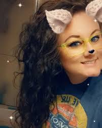 Stacey Eaton's Instagram, Twitter & Facebook