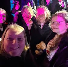 Anyone got any cardboard boxes for moving house please ☺️