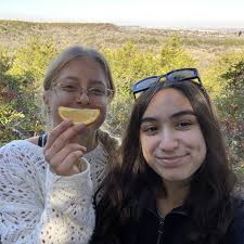 hi! my name is Jennifer and I am from the dallas tx area! I am committed to  yale and plan