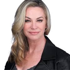 I am excited to announce my new position as the General Manager of Kansas  City for Realty Executives. If you are looking for a change in pace, want  to make more $$