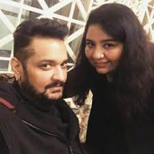 Stream Debra Shields music