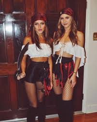 2018 S Hottest Halloween Costume Ideas Perfect For A College Party Society19 Pirate Halloween Costumes Halloween Costume Outfits Halloween Outfits