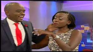 Police officers at wakili, dr khaminwa's office. Dennis Itumbi Surprises Jacque Maribe On Live At 1 Youtube