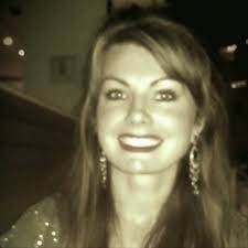 Lisa Fletcher's Instagram, Twitter & Facebook