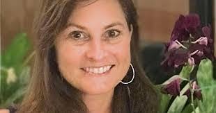 Janell Potts's Instagram, Twitter & Facebook