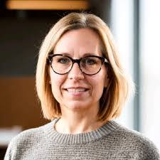 Robin Landes's Instagram, Twitter & Facebook