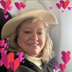 Denise Simonson's Instagram, Twitter & Facebook