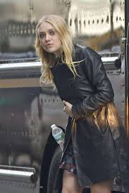The amazing yen from the original ocean's movies also makes an important cameo. Dakota Fanning Filming Oceans Eight Set 07 Gotceleb