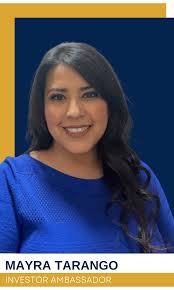 Mayra Tarango's Instagram, Twitter & Facebook