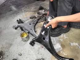 Masih belum ada masa nak tukar yang baru pada perodua myvi, katanya yang bocor ialah penyerap pada tayar belakang sebelah kiri. 4 Tanda Utama Lower Arm Dah Naza Citra Specialist Facebook