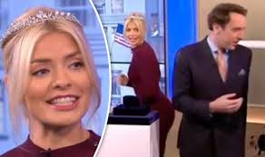 Holly Willoughby causes PANIC