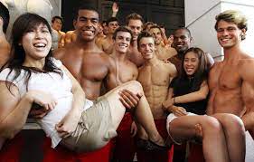 Bye bye beefcake: Abercrombie & Fitch scraps shirtless models and  'sexualised marketing' | South China Morning Post