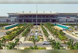 Flightradar24 tracks 180,000+ flights, from 1,200+ airlines, flying to or from 4,000+ airports around the world in real time. Rajiv Gandhi International Airport Ranked 8th Best In The World No Us Airport In Top 10