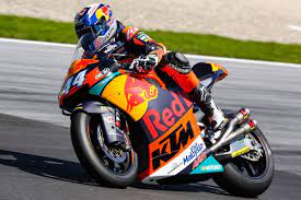 Ktm's miguel oliveira led the second practice session for the motogp german grand prix by 0.220 seconds while marc marquez was 12th having elected against a late time attack. Red Bull Ktm Ajo Moto2 Bereitet Sich Auf Rest Der Saison Vor Motogp
