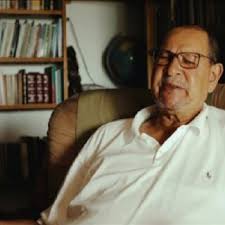 Autora, Colagem com imagem das obras Pinturas-relógio #1, #2 e #3 e...