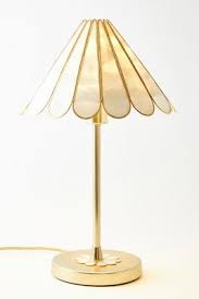 Daisy Capiz Table Lamp In 2020 Retro Table Lamps Table Lamp Vintage Table Lamp
