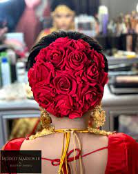 Pin By Ponchoma On Flower Bun Idea Indian Wedding Hairstyles Bridal Hairdo Bridal Hair Buns