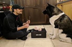 So Cute Henry S Improvised Thanksgiving Henry Cavill Henry Cavill News Henry