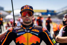 First name miguel last name oliveira team red bull ktm factory racing start number 88 nation portugal birthday jan 04 1995 height/weight 170cm / 64kg bike ktm. Motogp 2021 Miguel Oliveira Analisa Situacao Apos Melhor Resultado Do Ano Motogp Andar De Moto