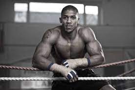 Anthony joshua is aiming to maintain his impressive unbeaten recordcredit: Anthony Joshua S Height And Weight Are Awesome But His Net Worth Is Insane