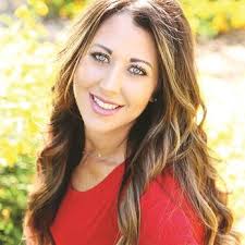 Danielle Lehr's Instagram, Twitter & Facebook