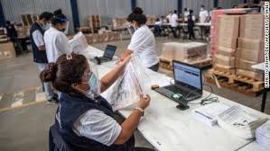 La fiscalía peruana abrió una investigación policial contra el candidato pedro castillo. Peru Elige Entre 18 Candidatos A Su Futuro Presidente Cnn Video