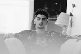 We did not find results for: Tiru 10 Gaya Rambut Zayn Malik Yang Bikin Kamu Tampil Gagah Di 2020