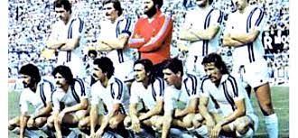 Fra queste c'è anche una maglia commemorativa firmata dallo sponsor tecnico erreà, ispirata. 1936 2016 Gli 80 Anni Del Pescara La Prima Serie A