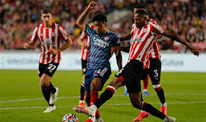 People want to watch the legendary clubs and the football. Bi1pz25gbg0gwm