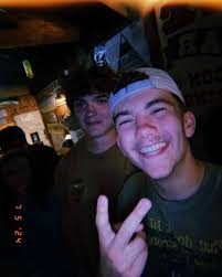 Travis hadley (@hadley.travis24) • Instagram photos and videos