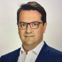 Ethan Veres's Instagram, Twitter & Facebook