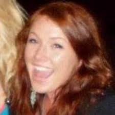 Elle Mueller (@ellebueller)