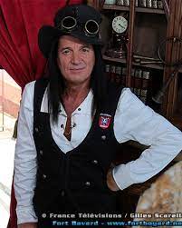 L'artiste, qui incarnait depuis 2016 le troubadour narcisse, a été. Narcisse Lalanne Wiki Fort Boyard Fandom