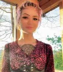 Ameera Husein's Instagram, Twitter & Facebook