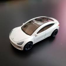 The tesla model 3 is tesla's cheapest electric car, but in many ways the best. Hot Wheels Tesla Model 3 Shopee Malaysia