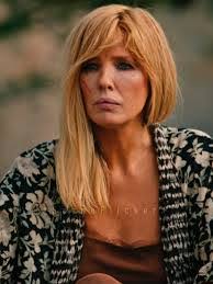 Beth Simpkins's Instagram, Twitter & Facebook